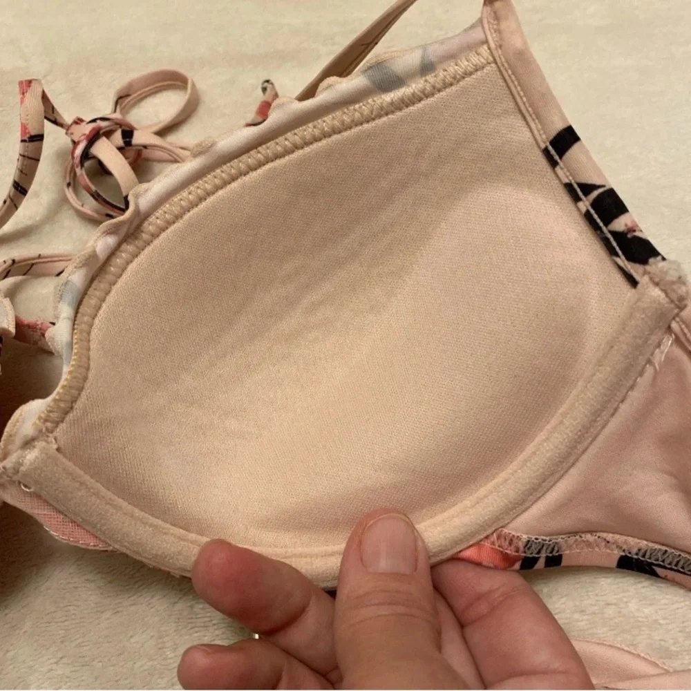 H&M Pink Floral Bikini Top